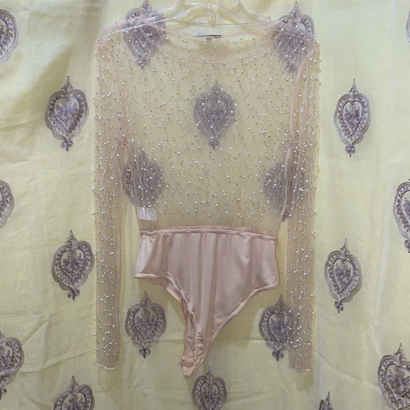HOT & DELICIOUS LONG SLV BEIGE FLESH TONE PEARL DIAMOND-NET BODYSUIT SZ M - Picture 8 of 9